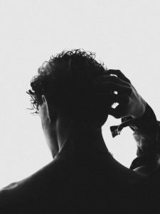 Sosyal Geri Çekilme Nedir? Psikolojik ve Nörobiyolojik Mekanizmalar